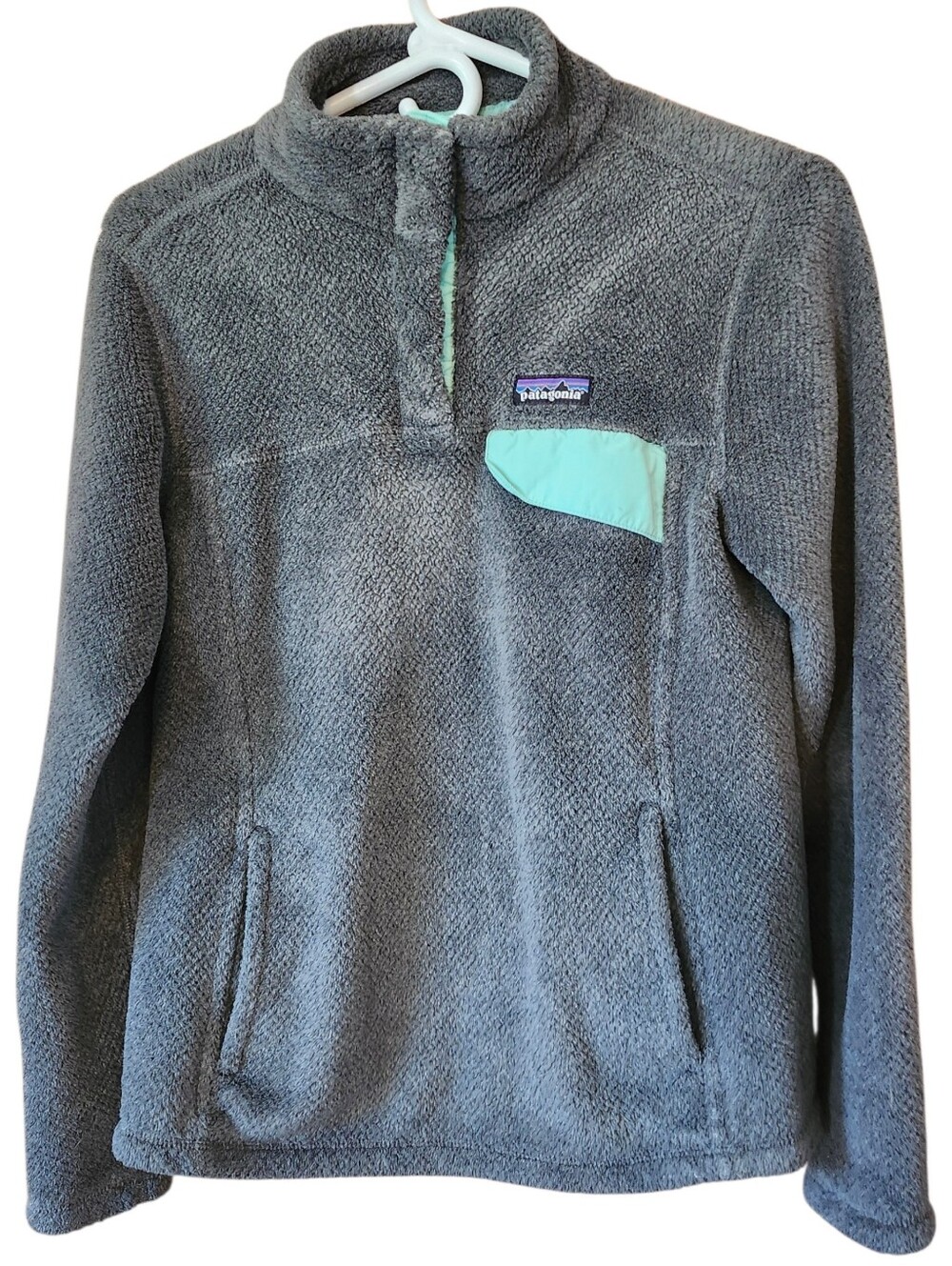 Patagonia Women’s Re-Tool Snap-T Fleece Pullover - Grey / Mint Green. Sz. M